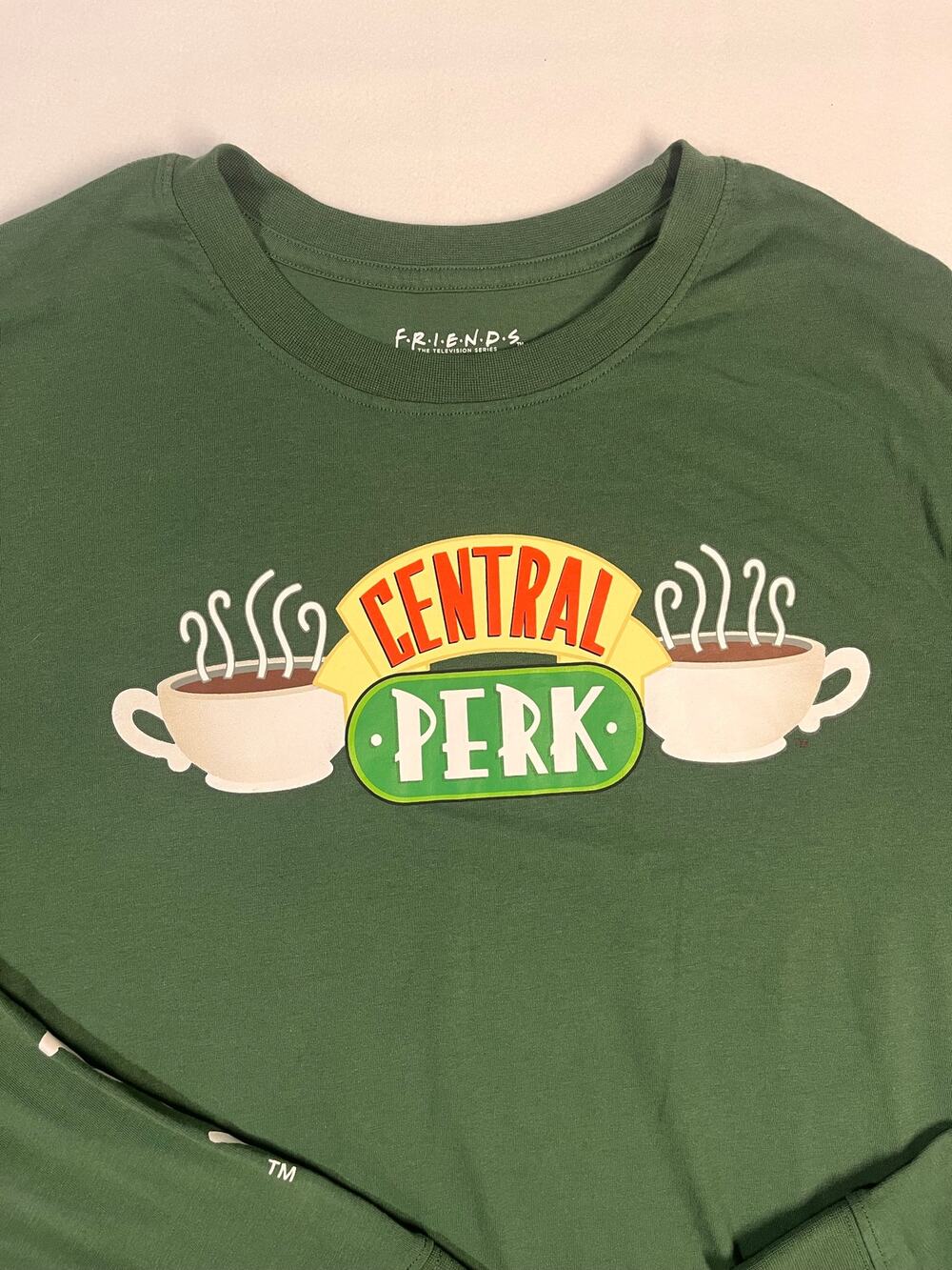 90s Character Graphic Friends Central Perk Long Sleeve Tee L